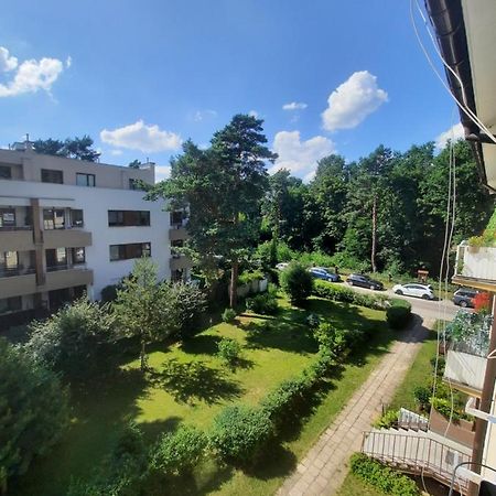 Appartement Apartament Zorzy Przy Instytucie Kardiologii Anin à Varsovie Extérieur photo