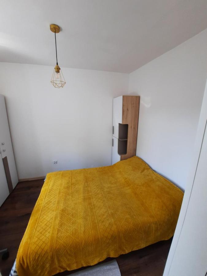 Appartement Apartament Zorzy Przy Instytucie Kardiologii Anin à Varsovie Extérieur photo